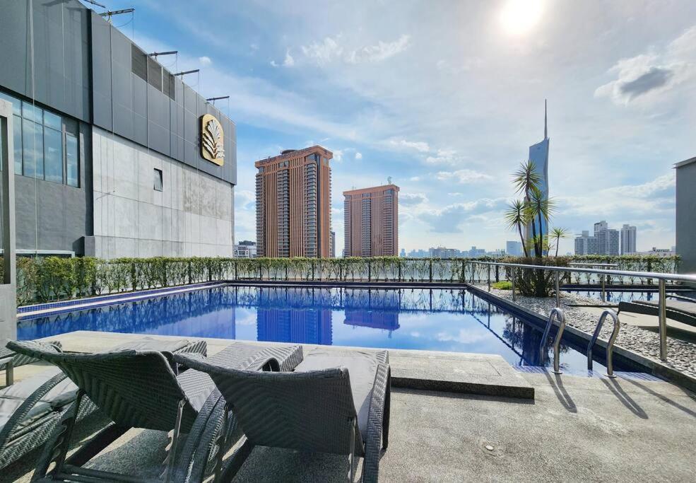 Bukit Bintang Fairlane 1412 For 1-5pax 1br Trx Pavilion Kl Pangsapuri