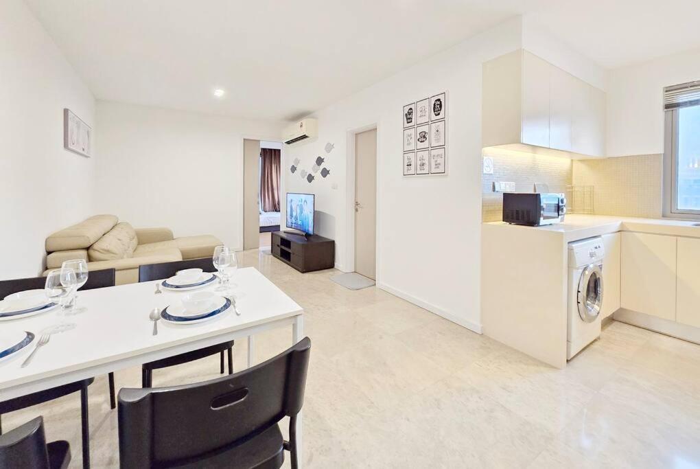 Pangsapuri Bukit Bintang Fairlane 1412 For 1-5pax 1br Trx Pavilion Kl *